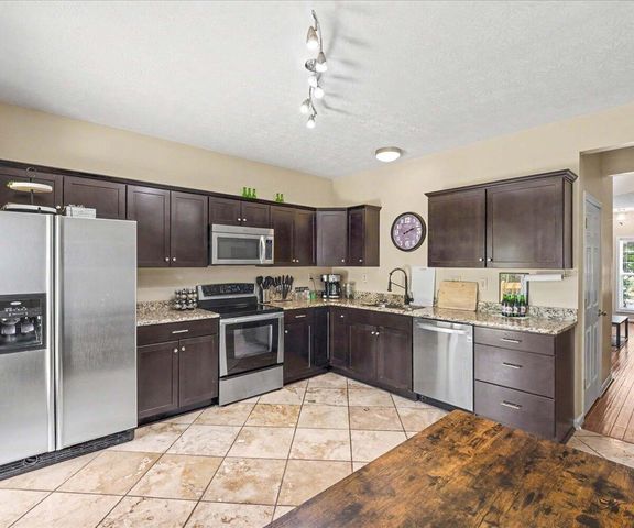 3124 Roundway Down Lane, Lexington, KY 40509