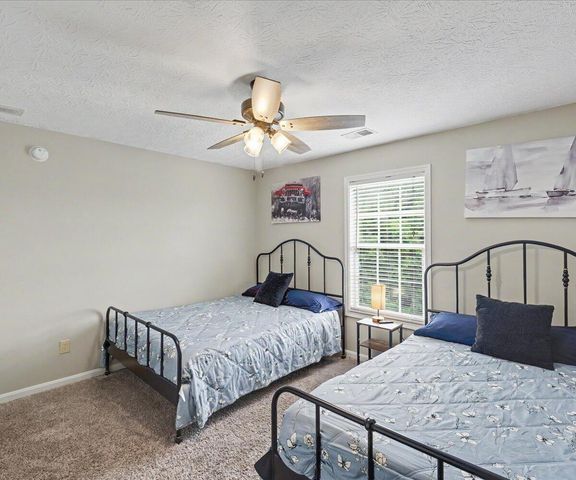 3124 Roundway Down Lane, Lexington, KY 40509