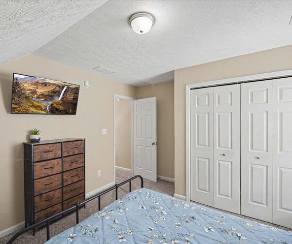 3124 Roundway Down Lane, Lexington, KY 40509
