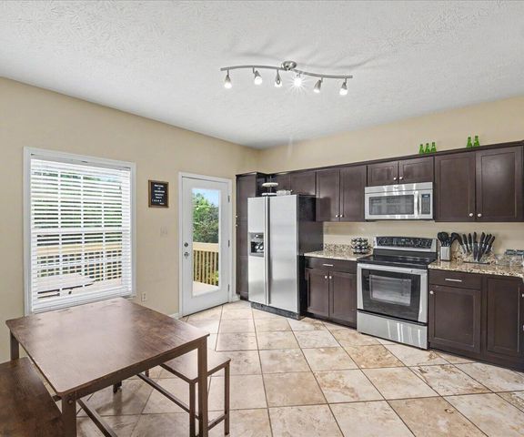 3124 Roundway Down Lane, Lexington, KY 40509