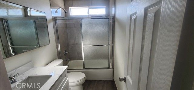 18550 Hatteras Street 86, Tarzana (los Angeles), CA 91356