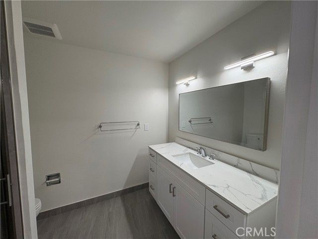 18550 Hatteras Street 86, Tarzana (los Angeles), CA 91356