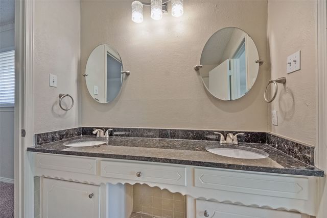 6123 Rincon Way, Dallas, TX 75214