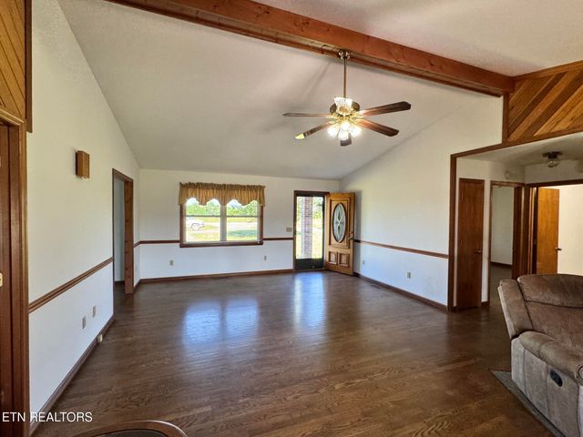 6986 S York Hwy, Clarkrange, TN 38553