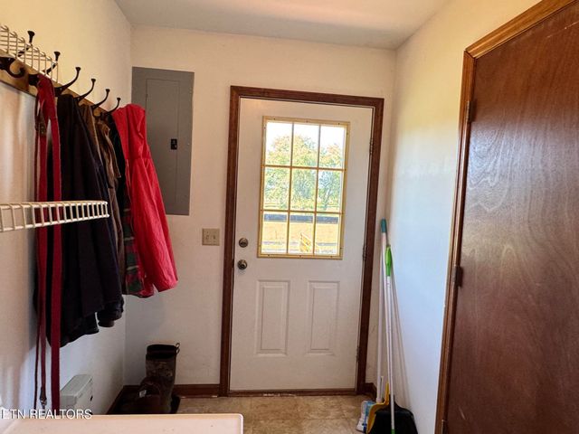 6986 S York Hwy, Clarkrange, TN 38553