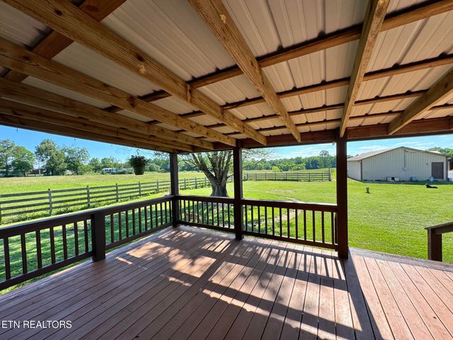6986 S York Hwy, Clarkrange, TN 38553