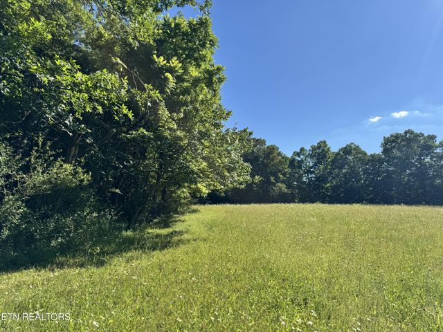 6986 S York Hwy, Clarkrange, TN 38553