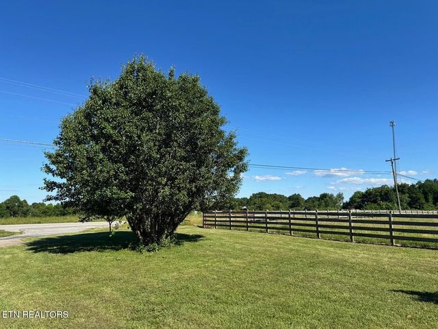 6986 S York Hwy, Clarkrange, TN 38553