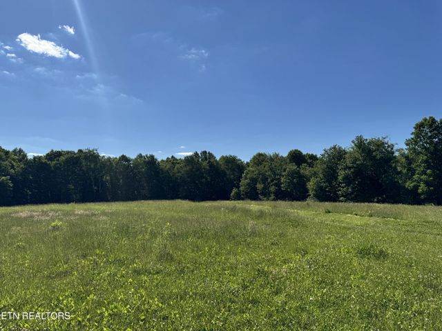 6986 S York Hwy, Clarkrange, TN 38553