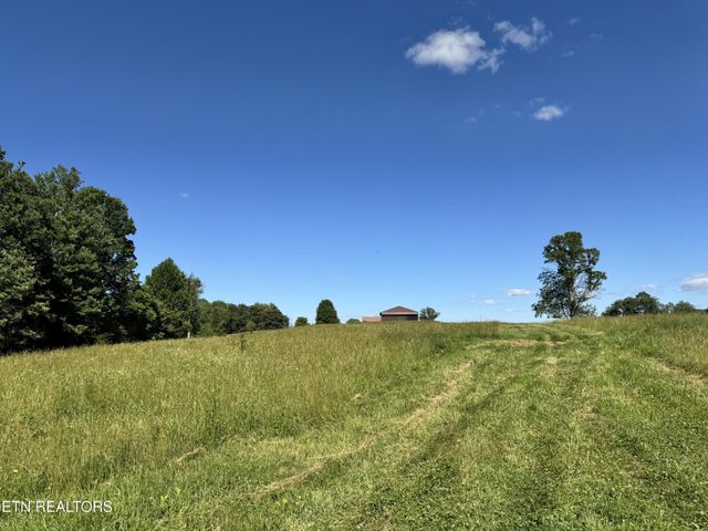 6986 S York Hwy, Clarkrange, TN 38553