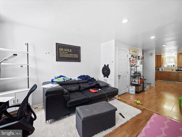 360 S CANNON AVE, Hagerstown, MD 21740