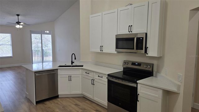 570 CRANES WAY 246, Altamonte Springs, FL 32701