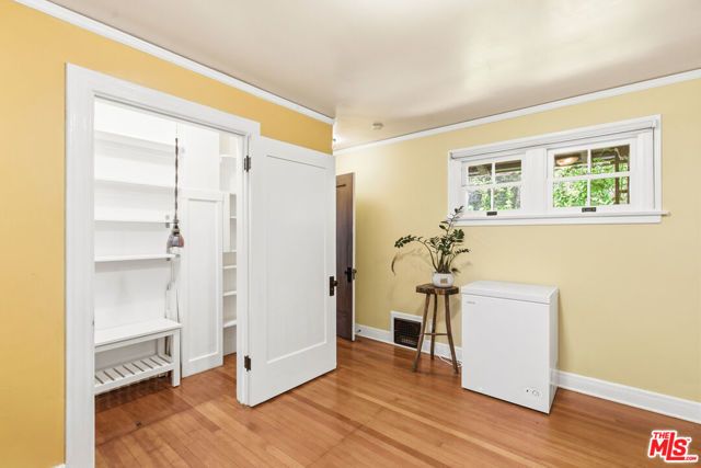 484 Prospect Terrace, Pasadena, CA 91103