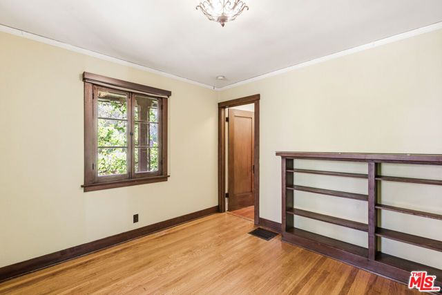 484 Prospect Terrace, Pasadena, CA 91103
