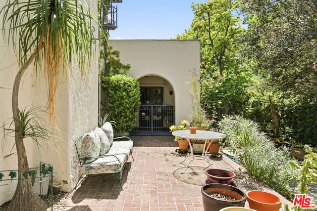 484 Prospect Terrace, Pasadena, CA 91103