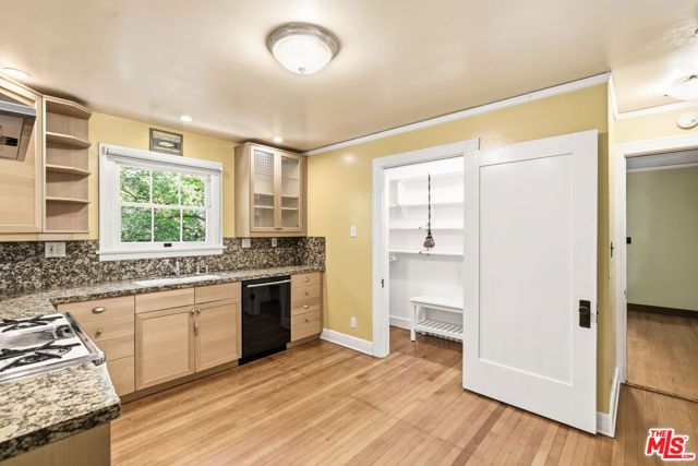 484 Prospect Terrace, Pasadena, CA 91103