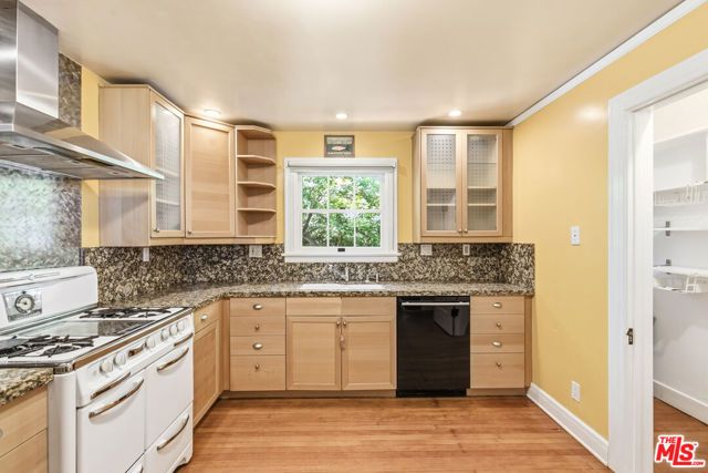 484 Prospect Terrace, Pasadena, CA 91103