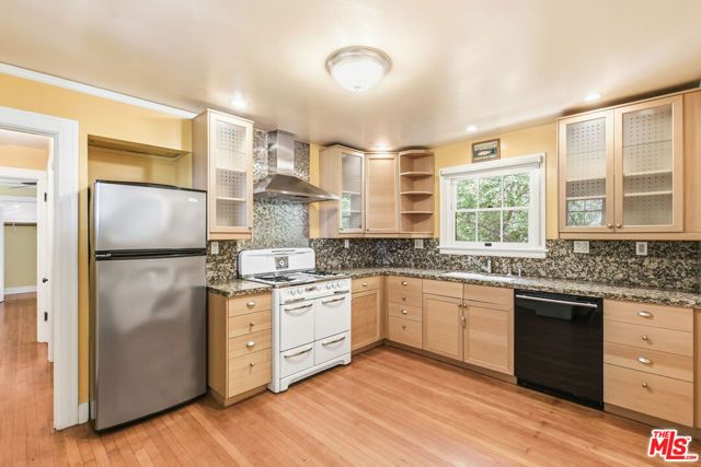 484 Prospect Terrace, Pasadena, CA 91103