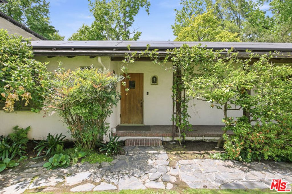 484 Prospect Terrace, Pasadena, CA 91103