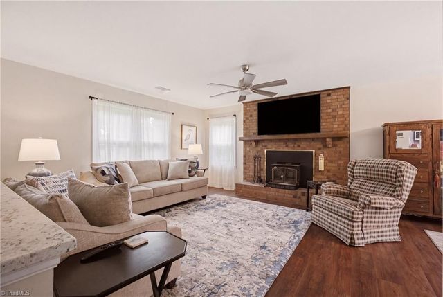 136 Stratford Road, Lexington, NC 27292