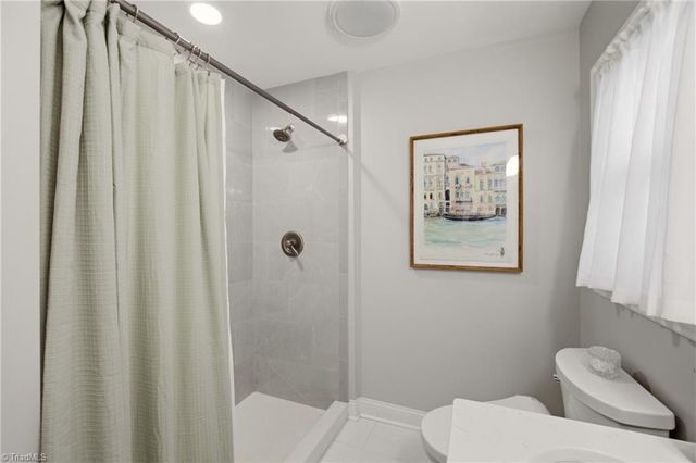 136 Stratford Road, Lexington, NC 27292
