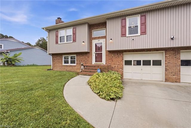 136 Stratford Road, Lexington, NC 27292