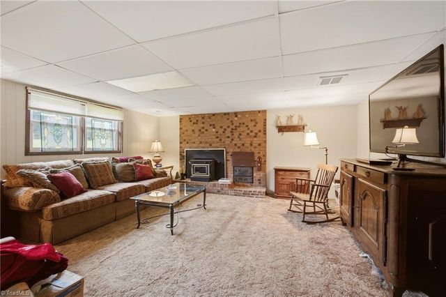 136 Stratford Road, Lexington, NC 27292