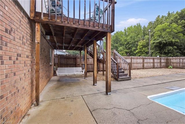136 Stratford Road, Lexington, NC 27292