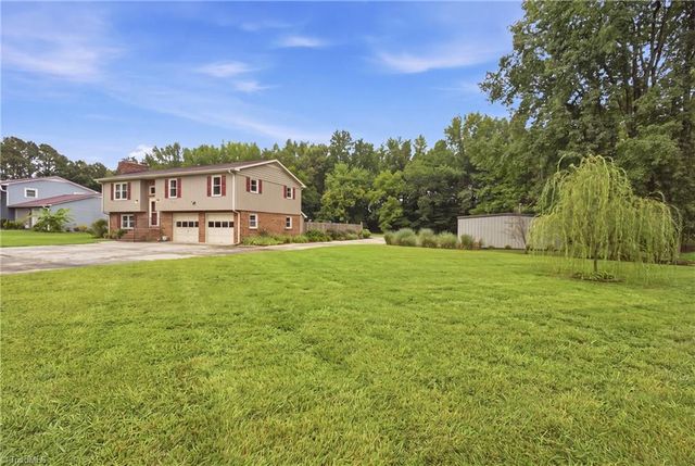136 Stratford Road, Lexington, NC 27292