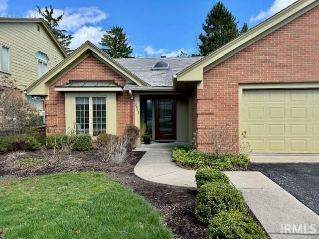 2801 Wind Pump Road, Fort Wayne, IN 46804