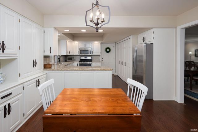 2801 Wind Pump Road, Fort Wayne, IN 46804
