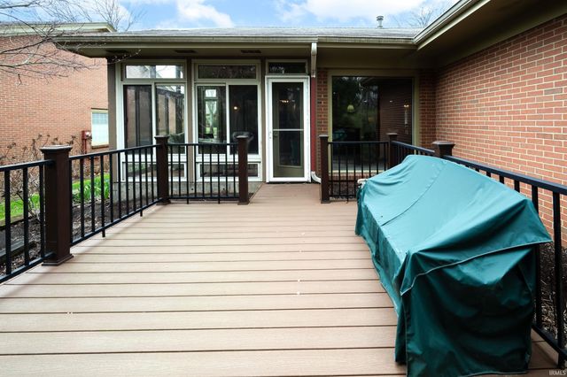 2801 Wind Pump Road, Fort Wayne, IN 46804