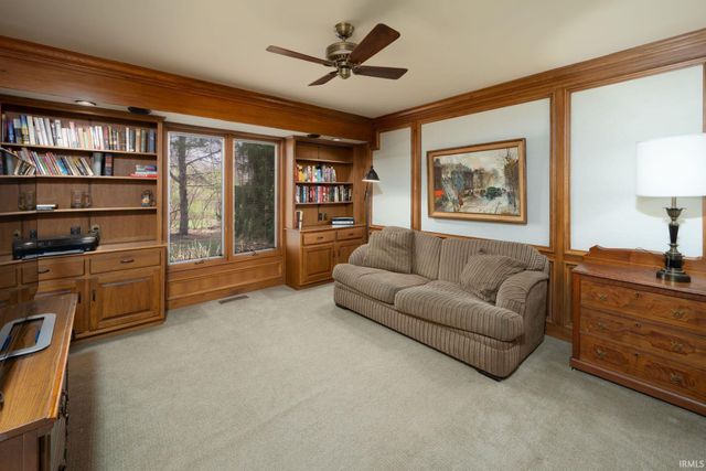 2801 Wind Pump Road, Fort Wayne, IN 46804