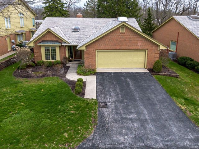 2801 Wind Pump Road, Fort Wayne, IN 46804