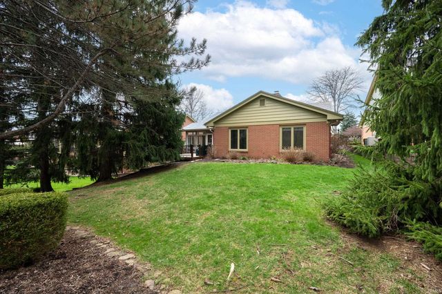 2801 Wind Pump Road, Fort Wayne, IN 46804