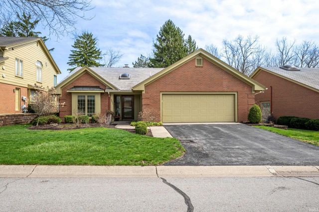 2801 Wind Pump Road, Fort Wayne, IN 46804