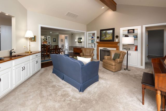 2801 Wind Pump Road, Fort Wayne, IN 46804