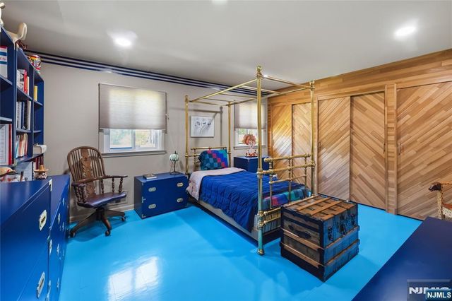 25 Maria Drive, Hillsdale, NJ 07642