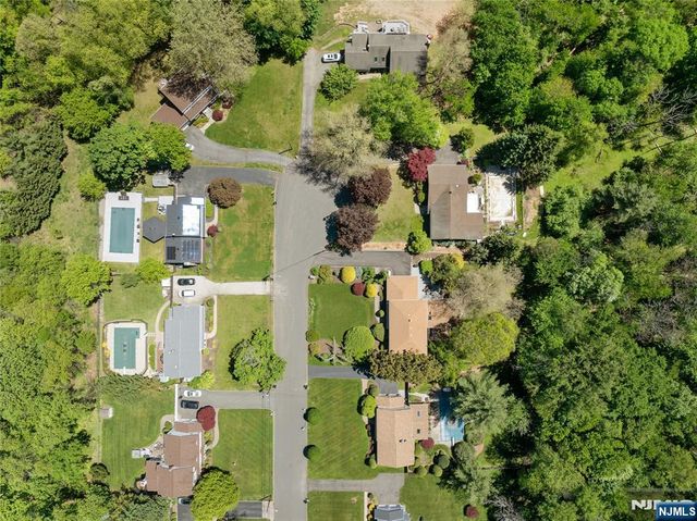 25 Maria Drive, Hillsdale, NJ 07642