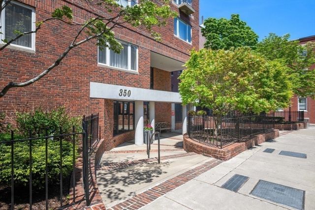 350 North Street 403, Boston, MA 02109