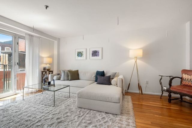 350 North Street 403, Boston, MA 02109