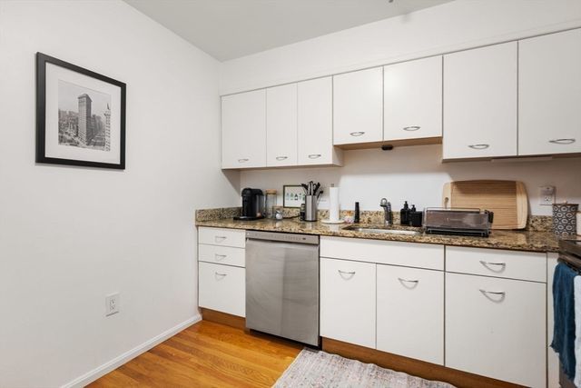 350 North Street 403, Boston, MA 02109