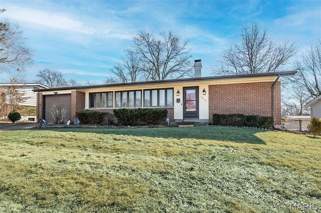 1610 Horseshoe Drive, Florissant, MO 63033