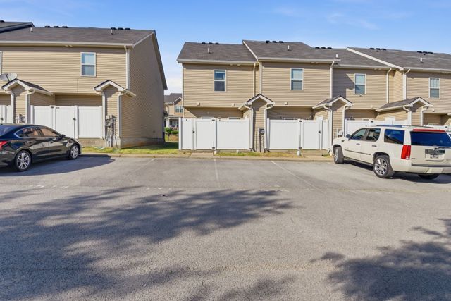 1516 Sprucedale Dr, Antioch, TN 37013