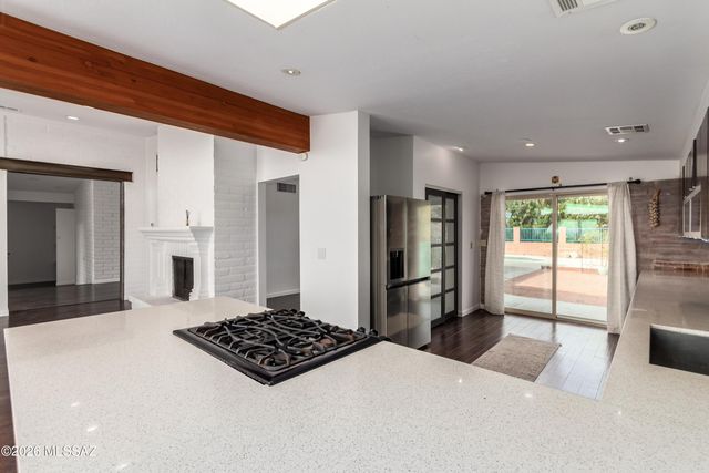 5965 N Placita Esquina, Tucson, AZ 85718