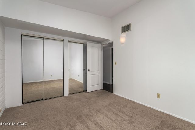 5965 N Placita Esquina, Tucson, AZ 85718