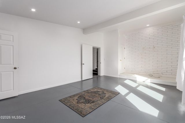 5965 N Placita Esquina, Tucson, AZ 85718