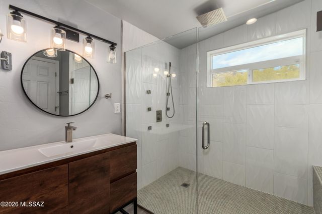 5965 N Placita Esquina, Tucson, AZ 85718