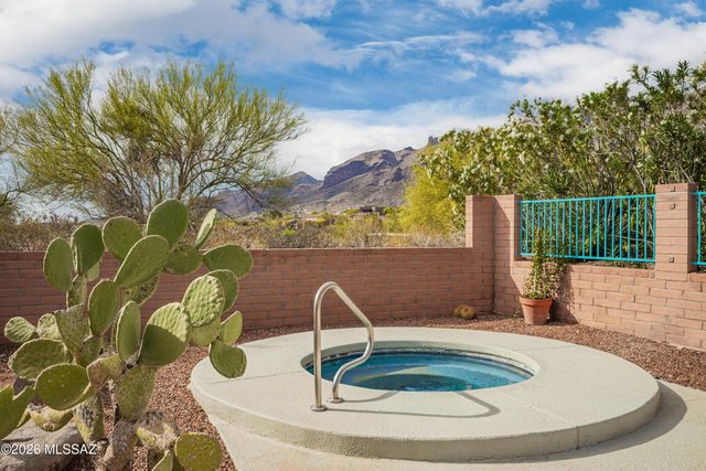 5965 N Placita Esquina, Tucson, AZ 85718