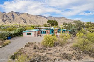 5965 N Placita Esquina, Tucson, AZ 85718